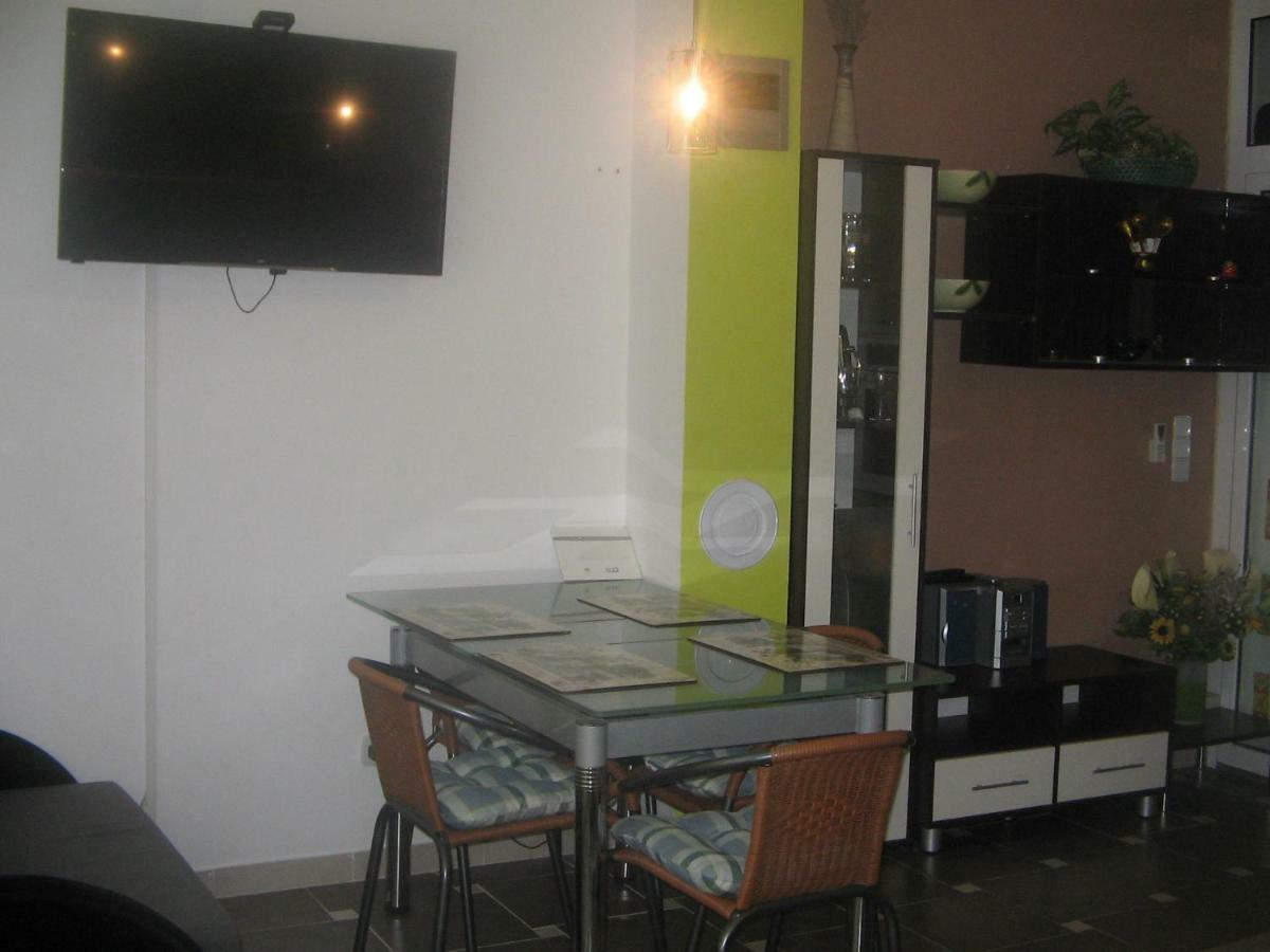 Appartement Apartman Karla à Crikvenica Extérieur photo